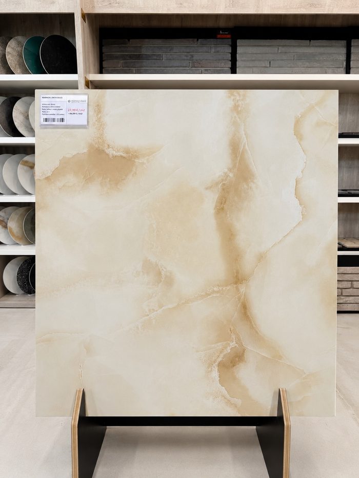 Marmol Onyx Beige 80x80 – Beige – 80×80 cm