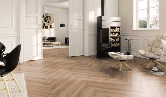 LVT danga PRO fishbone Oak Malaga MAT 749,3*149,9*2,5 – Pilka