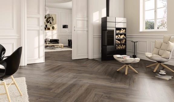 LVT danga PRO fishbone Oak Canberra MAT 749,3*149,9*2,5 – Rudas
