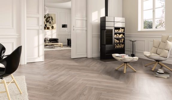 LVT danga PRO fishbone Oak Oslo MAT 749,3*149,9*2,5 – Pilkas